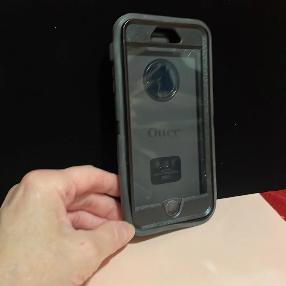 Otter IPHONE Case.